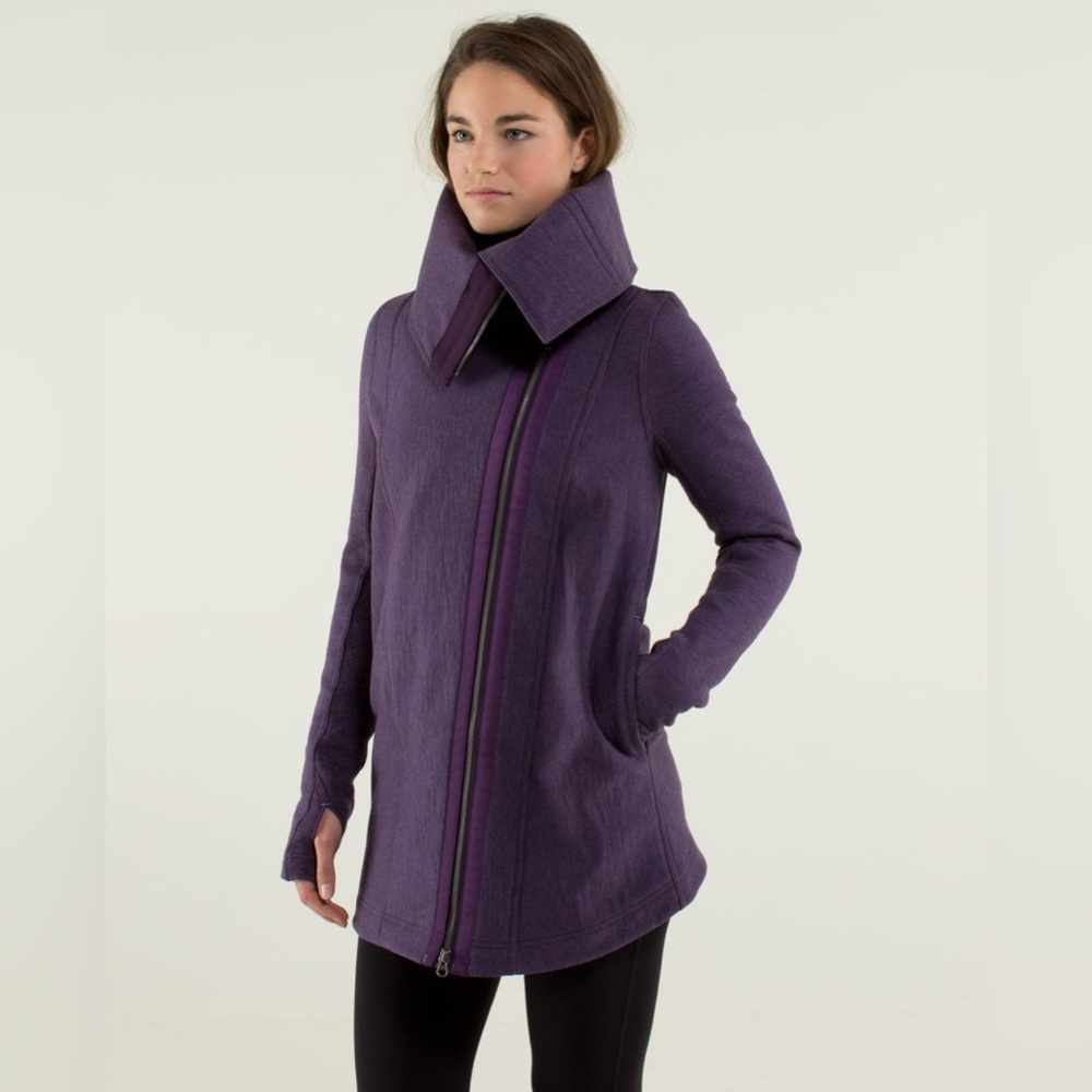 Lululemon Virasana Blanket Wrap